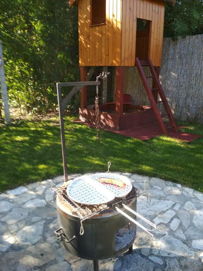 Apartament Golya Vendeghaz Tiszaug Zewnętrze zdjęcie
